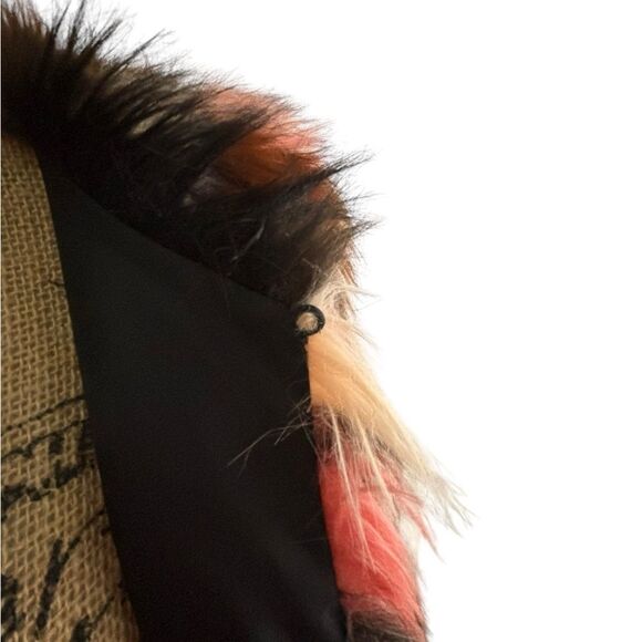 Cara Faux Fur Boho Multi Colored Vest NWOT Size M/L - Picture 7 of 9